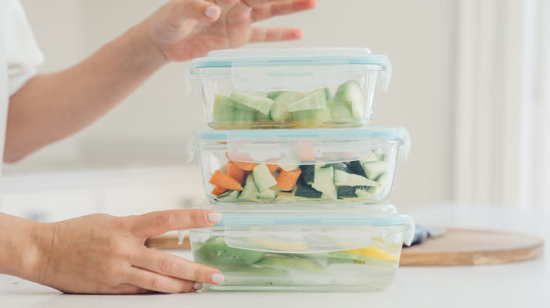Transparent food containers