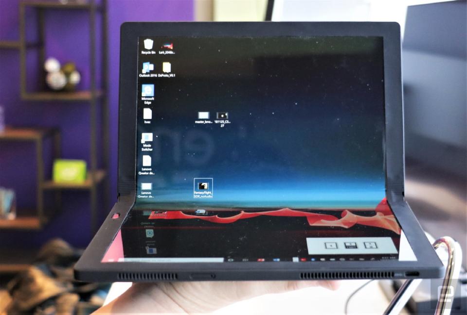 Lenovo ThinkPad X1 Fold hands-on at CES 2020