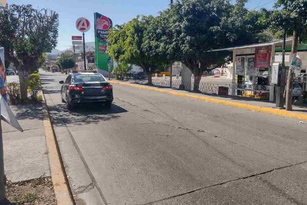 Calles vacías en Chilpancingo después de los ataques armados. (Foto: José Miguel Sánchez).