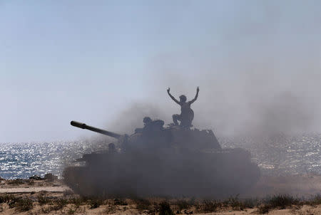 A tank belonging to special forces of the Libyan army enter the area of clashes with Islamist militants in their last stronghold in Benghazi, Libya, July 5, 2017. REUTERS/Esam Omran Al-Fetori