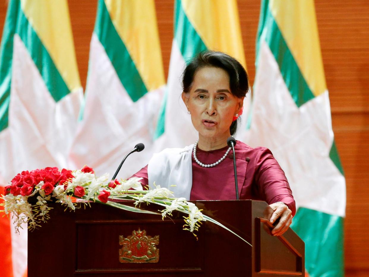 Burma State Counsellor Aung San Suu Kyi delivers a speech to the nation over Rakhine and Rohingya situation in Naypyitaw: Soe Zeya Tun/Reuters
