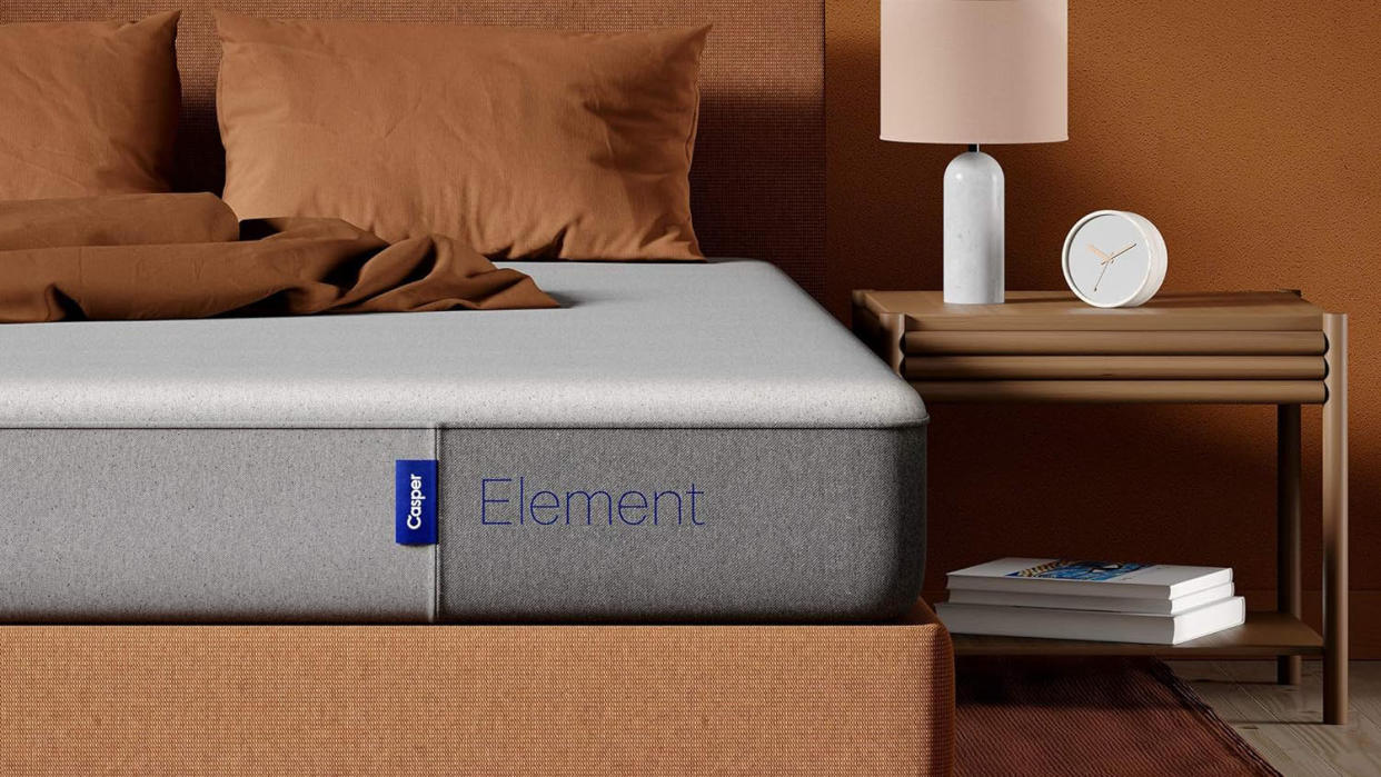  Casper Element mattress. 