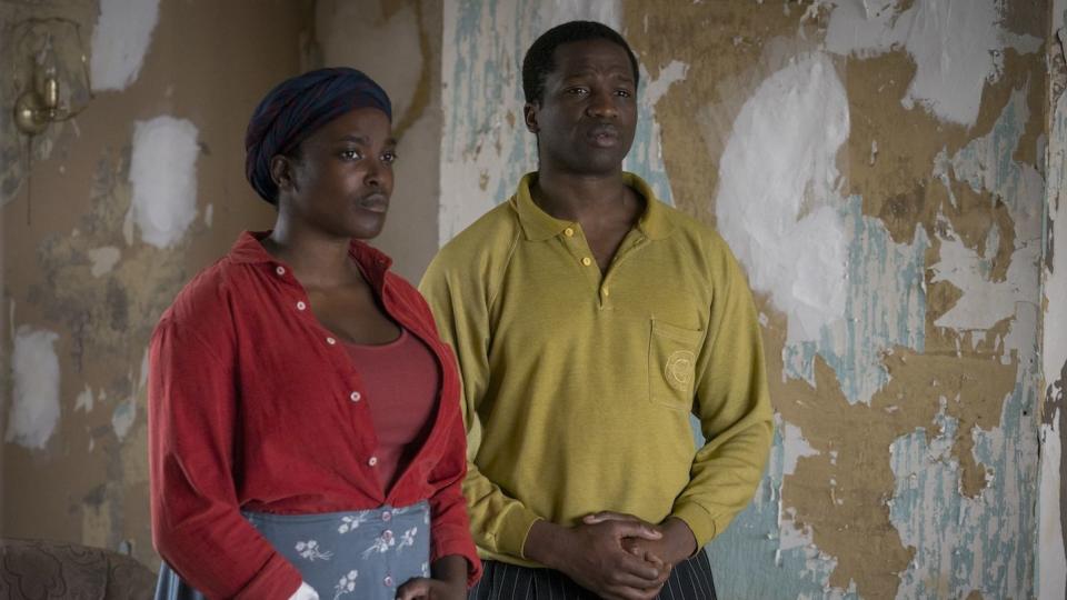 his house wunmi mosaku as rial majur, sope dirisu as bol majur cr aidan monaghan netflix 2020