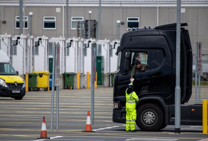 New post-Brexit border checks come into force