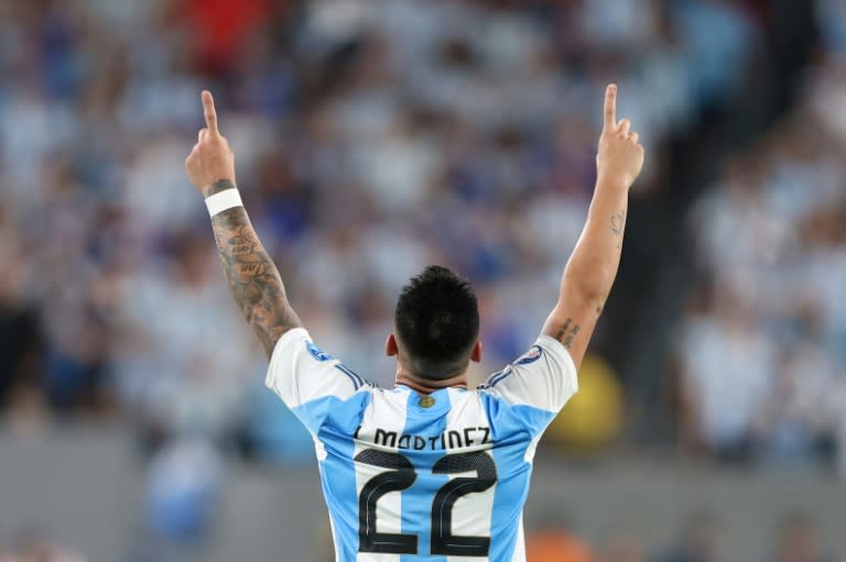 Argentina striker Lautaro Martinez celebrates his winning goal in the 1-0 victory over Chile at the Copa America on Tuesday. (CHARLY TRIBALLEAU)