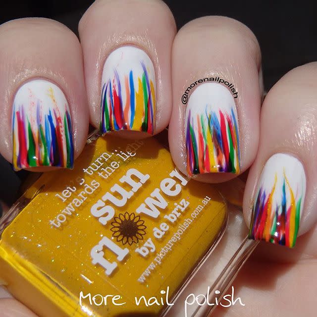 12) Multicolored Mani