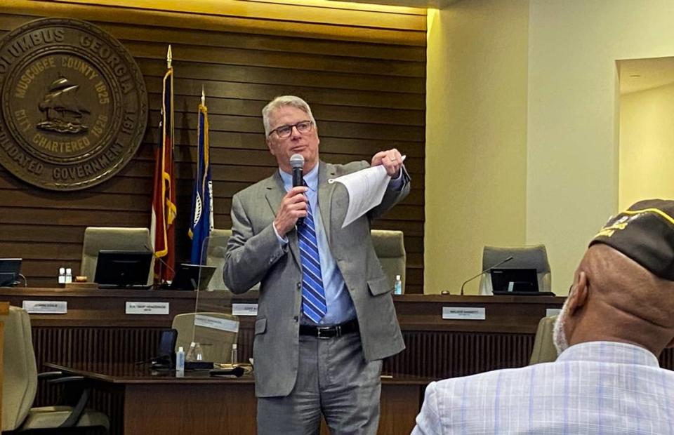 Columbus Mayor Skip Henderson speaks during a March 21, 2024 public forum in the city council chamber.