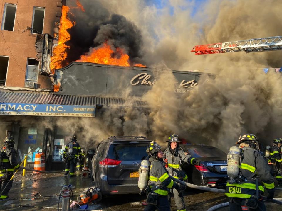 The fire began just before 6 p.m. inside Christa’s Kitchen & Market on Bushwick Avenue in Bushwick, Brooklyn. David Burns/@FD4D