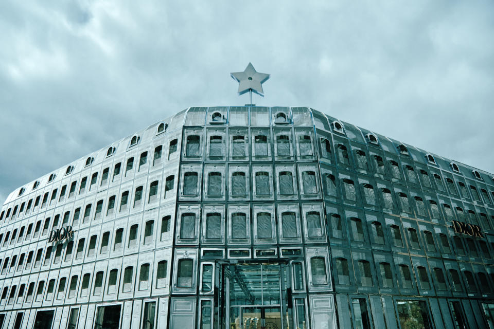 The Dior pop-up store in Seoul, which is modeled on the brand’s expansive flagship in Avenue Montaigne in Paris. - Credit: YongHee Lee/WWD