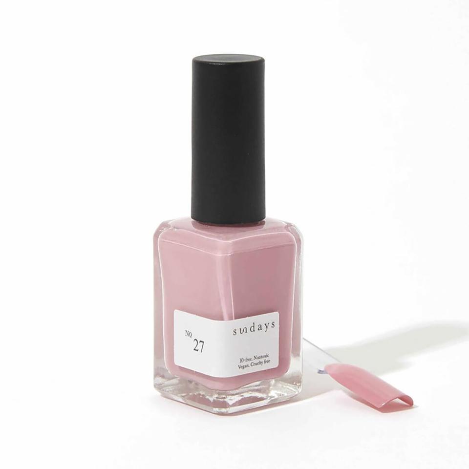 Sundays Studio Nail Polish in No.27