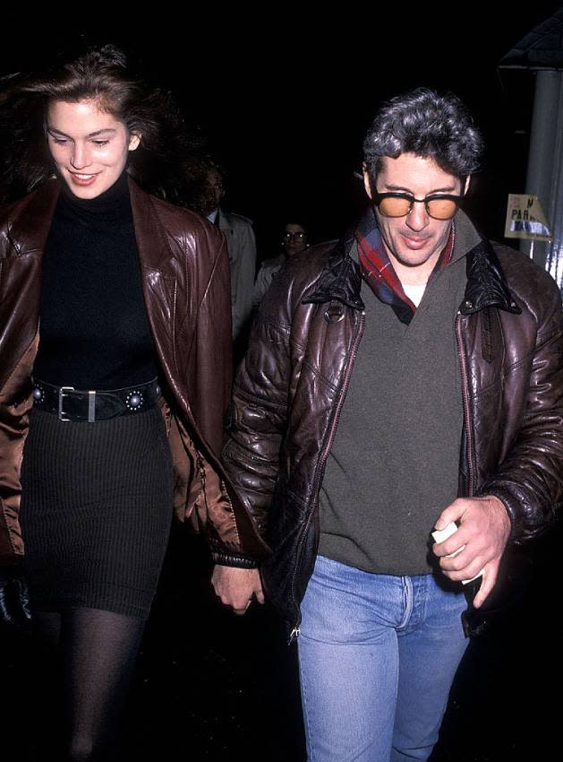 Cindy Crawford y Richard Gere de la mano