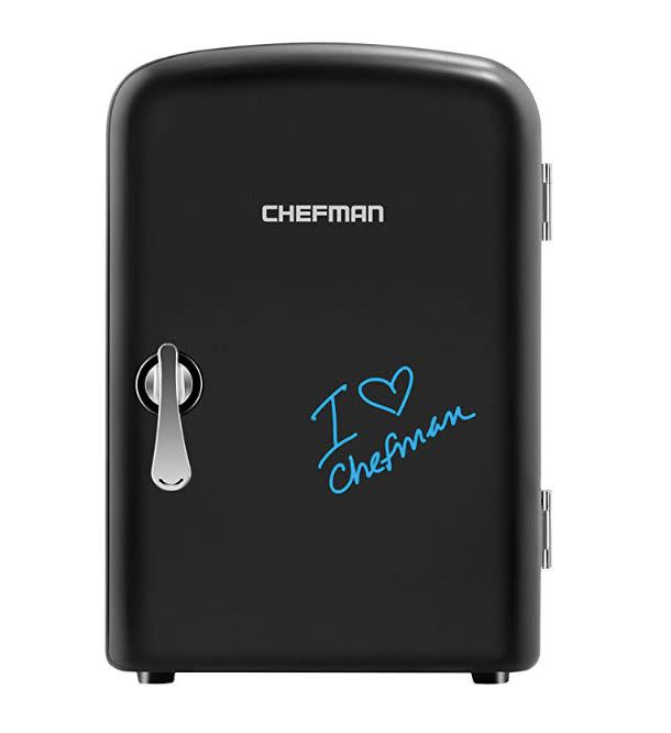 <strong><a href="https://www.amazon.com/Chefman-Mini-Portable-Eraser-Board/dp/B07L43W4MF/ref=sr_1_5?thehuffingtop-20" target="_blank" rel="noopener noreferrer">Find it for $40 on Amazon.</a></strong>