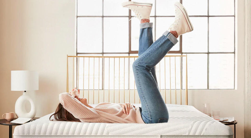 You're going to fall for your new Casper mattress—and your bedding, too—all up to 30 percent off right now. (Photo: Casper)