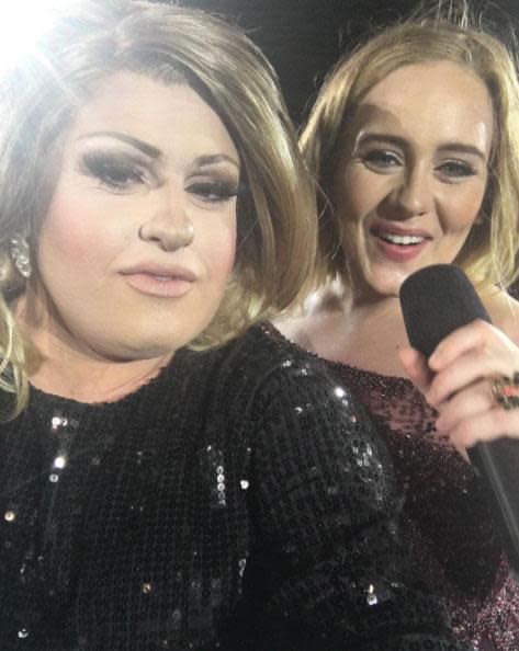 Adele und Feminem machten ein Selfie! Quelle: Instagram