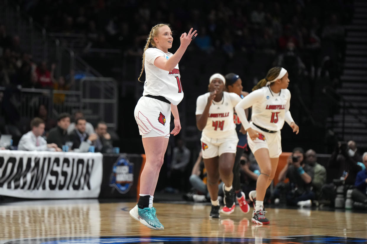 Louisville Cardinals guard Hailey Van Lith