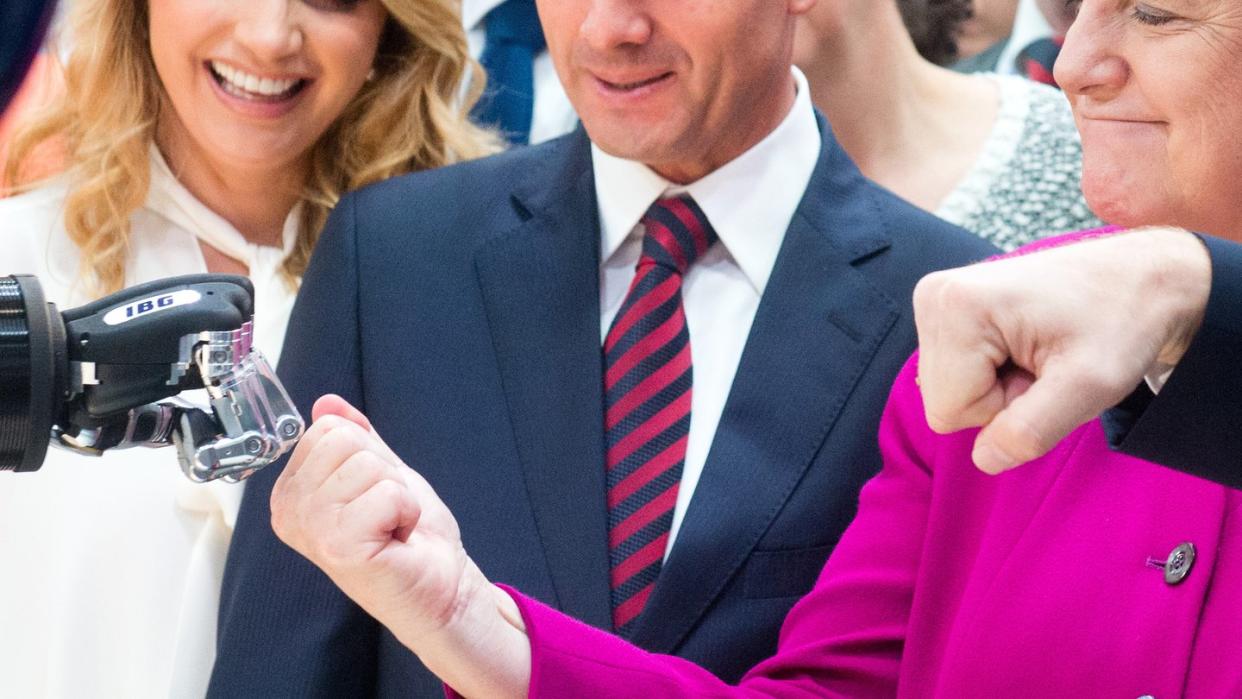 Bundeskanzlerin Merkel zusammen mit Enrique Pena Nieto, Präsident des Gastlandes Mexiko, auf der Hannover Messe 2018 im April. Foto: Hauke-Christian Dittrich