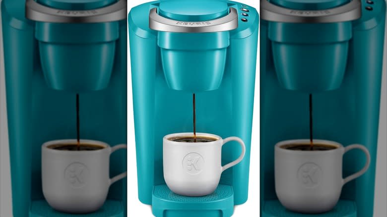 Keurig K-Compact in turquoise