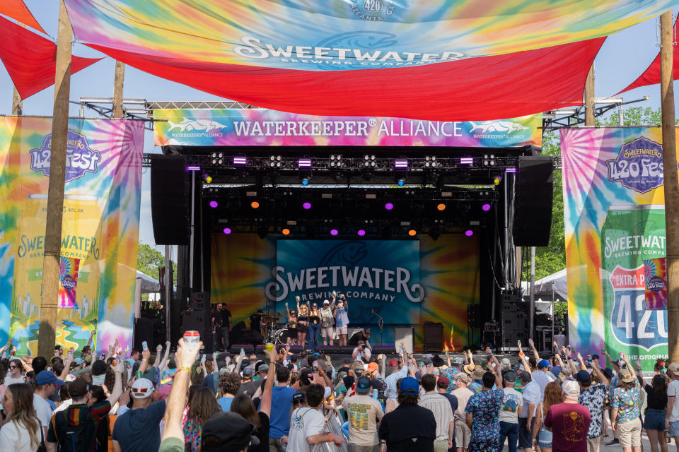 The festival raised over $100,000 for clean water initiatives, symbolizing SweetWater’s deep-rooted commitment to environmental advocacy.