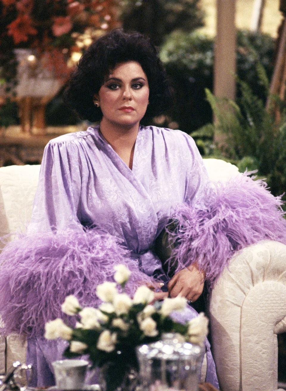 7) Delta Burke and <em>Designing Women</em>