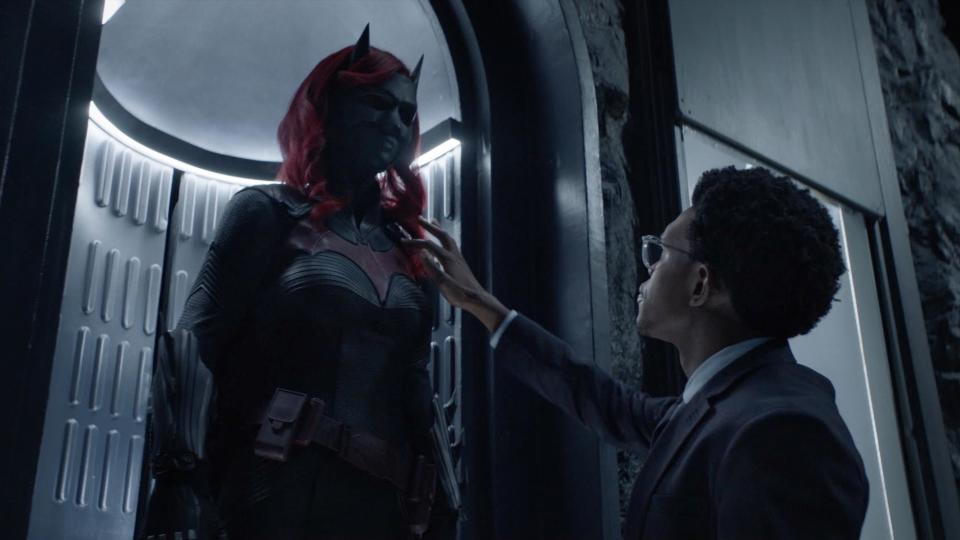"What Happened to Batwoman" (Season 2, Episode 1)
