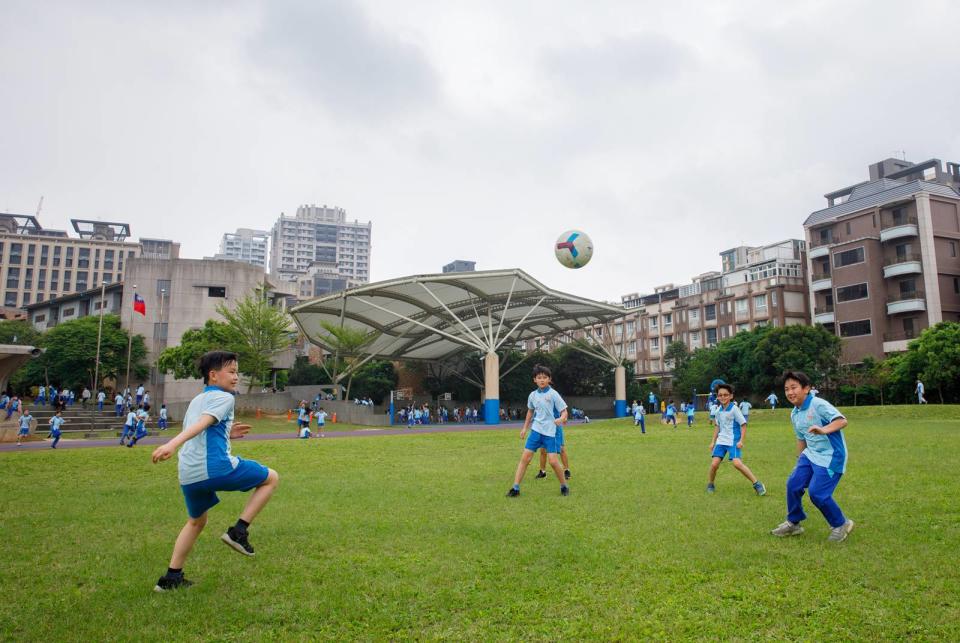 8年前就置產「名宅配名校」！台灣第二富有的里，為何小孩沒學校念？