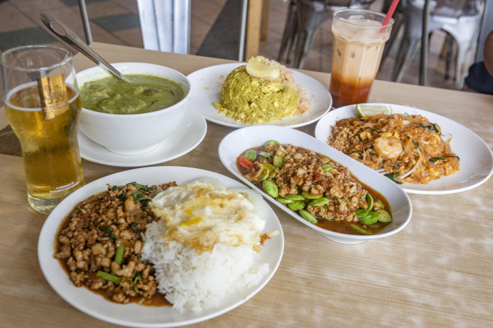 Nangfa Thai Kitchen - Overall