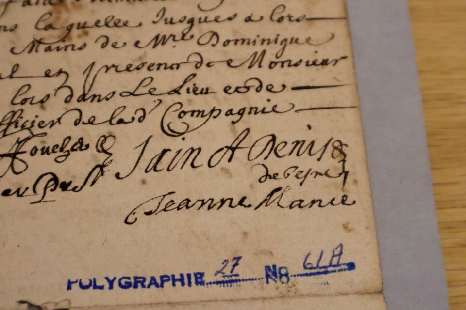 Jeanne Mance's signature can be seen on the letter.