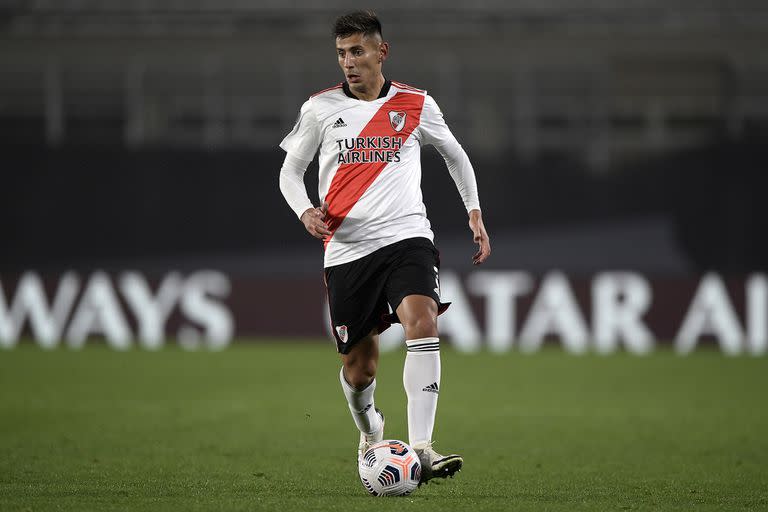 Fabricio Angileri superó las dudas, le ganó el puesto a Casco y es una de las armas ofensivas de River (Photo by Juan Mabromata - Pool/Getty Images)