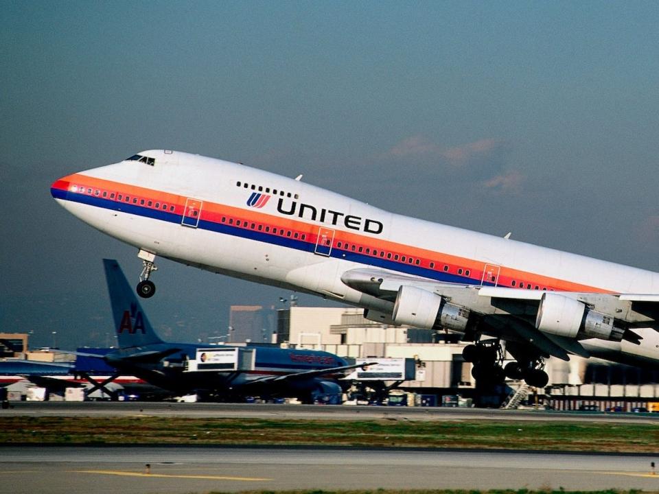 A United Boeing 747 in the carrier's old livery.