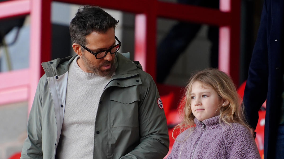 Ryan Reynolds And Blake Livelys 8 Year Old Daughter James Makes Rare Appearance At Wrexham Game 