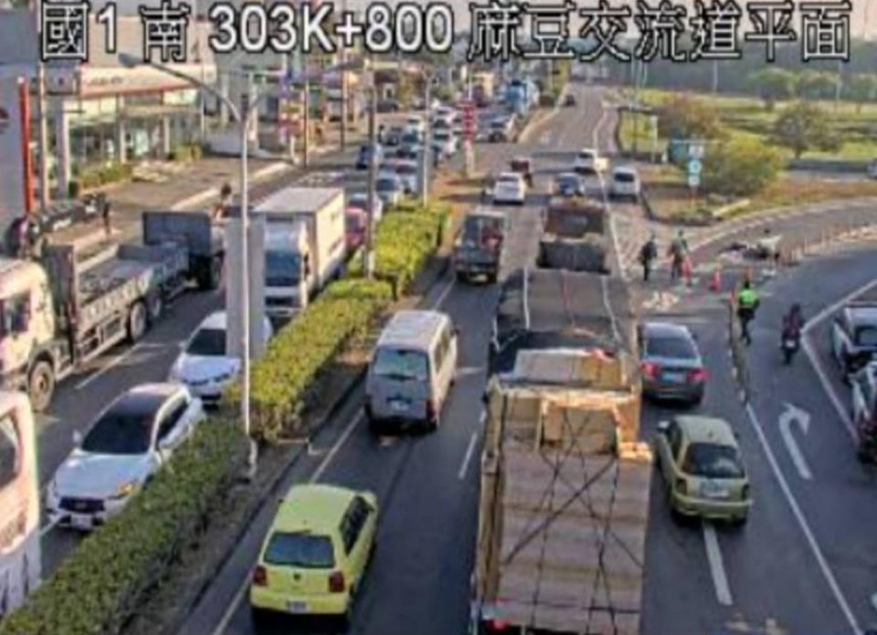 台南麻豆發生死亡車禍。（圖／高公局）