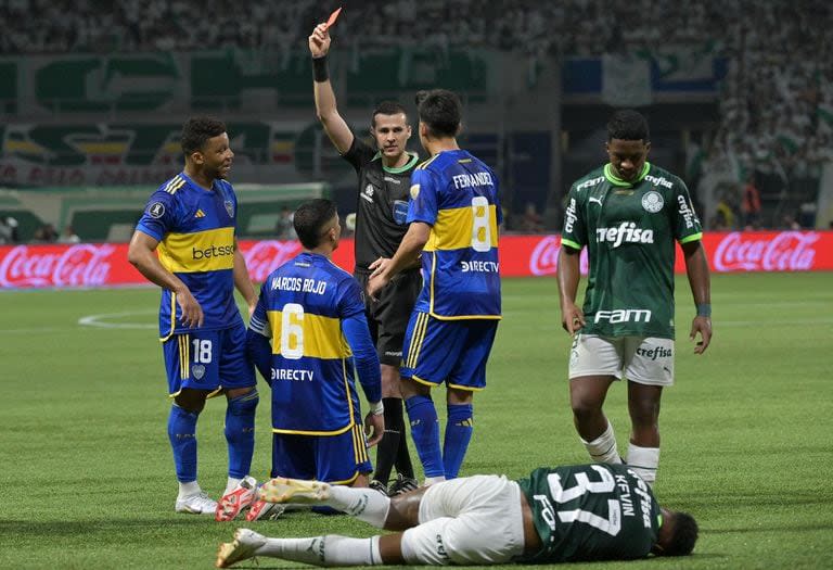 Rojo, expulsado en la semi frente a Palmeiras, no pudo jugar la final de la Libertadores contra Fluminense
