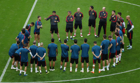 Soccer Football - World Cup - Spain Training - Kazan Arena, Kazan, Russia - June 19, 2018 General view during training REUTERS/Sergio Perez