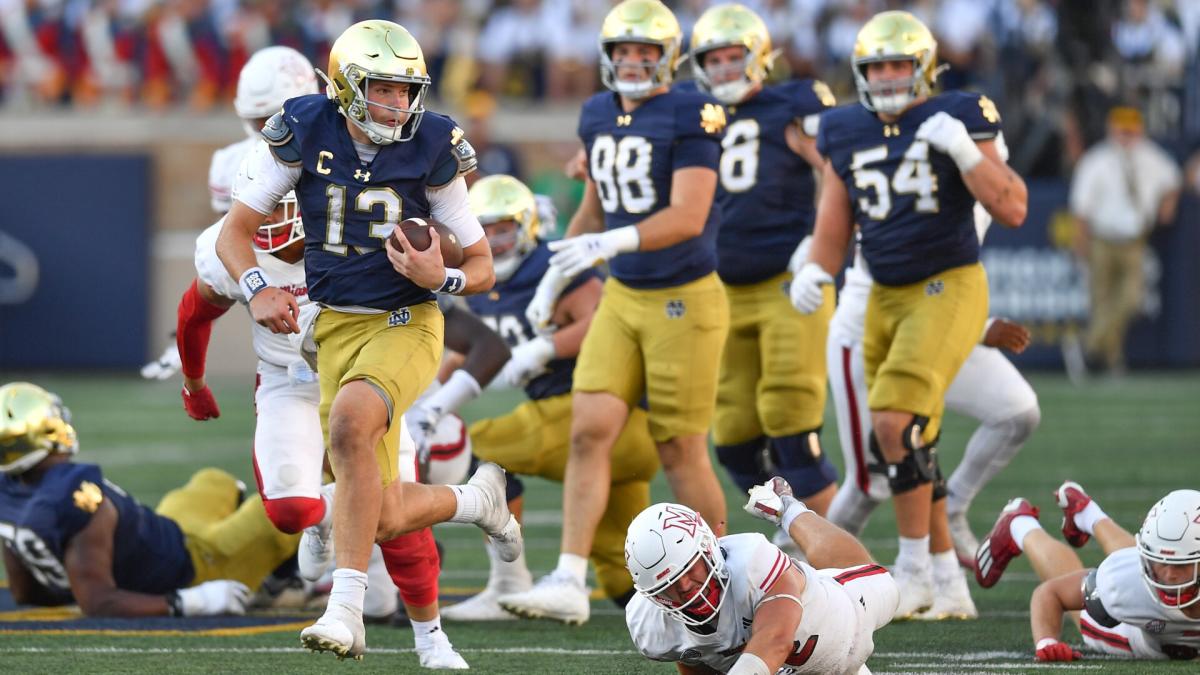 No. 17 Notre Dame shakes off slow start in 28-3 win over Miami (Ohio)