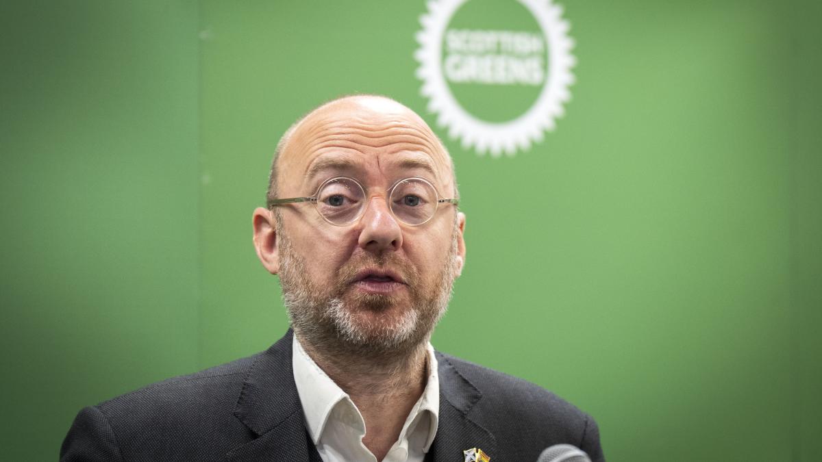 Scottish Greens call for full tax and employment powers for Scotland