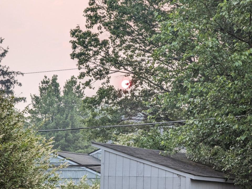 A look at the early morning sun as the air quality index continues to rise throughout the East Coast on Thursday, June 8, 2023/