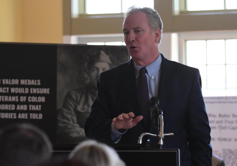 U.S. Senators Chris Van Hollen announced the World War I Valor Medals Review Act, new bipartisan legislation that will ensure that minority Veterans who served during WWI get the recognition they deserve on Thursday, April 18, 2019.