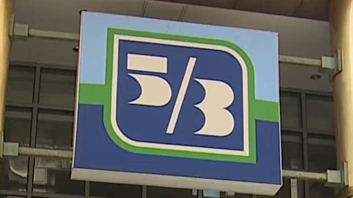 Fifth Third Bank claims the April incident involving Lizzie Pugh’s $12,000 jackpot check, when staffers refused to deposit it, was a misunderstanding that had nothing to do with her race. (Photo: Screenshot/YouTube.com/News 5 Cleveland)