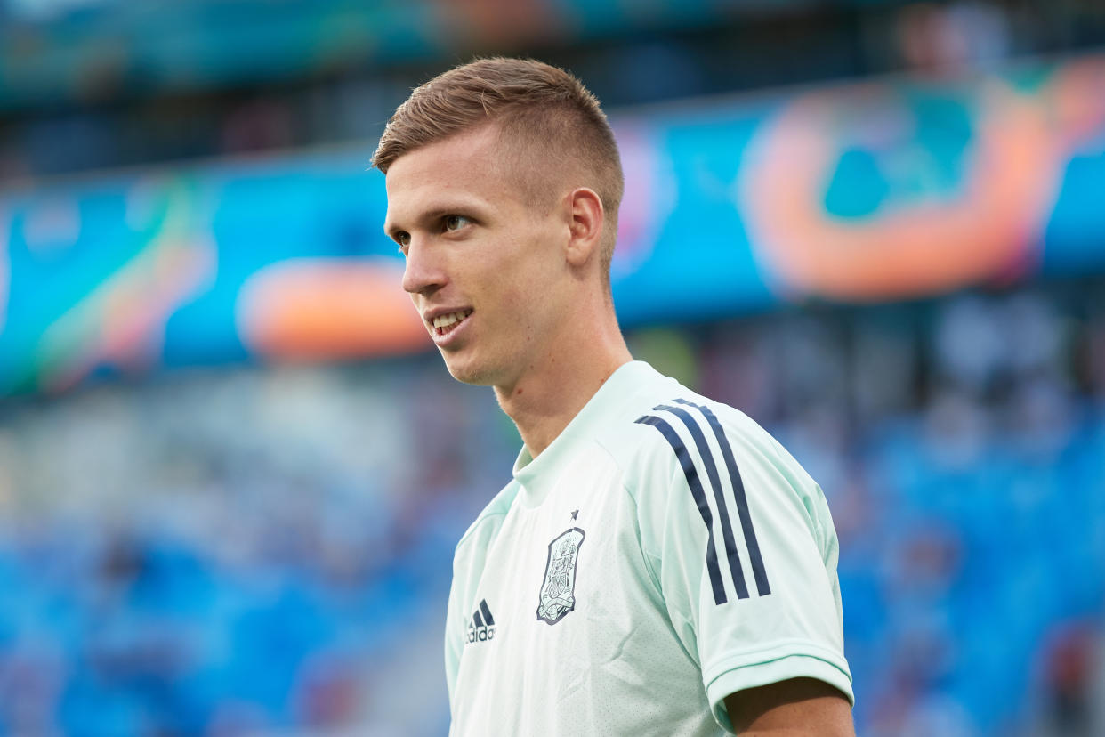 SAINT PETERSBURG, RUSSIA - JULY 02: Dani Olmo of Spain reacts during their warm up before during the UEFA Euro 2020 Championship Quarter-final match between Switzerland and Spain at Saint Petersburg Stadium on July 02, 2021 in Saint Petersburg, Russia. (Photo by Gonzalo Arroyo - UEFA/UEFA via Getty Images)
