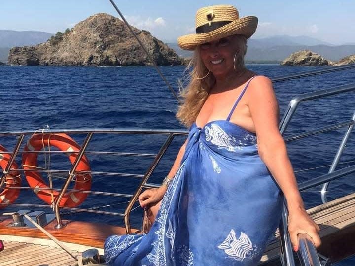 Debra Crockett segelte auf ihren Auslandsreisen auf dem Mittelmeer. - Copyright: Debra Crockett