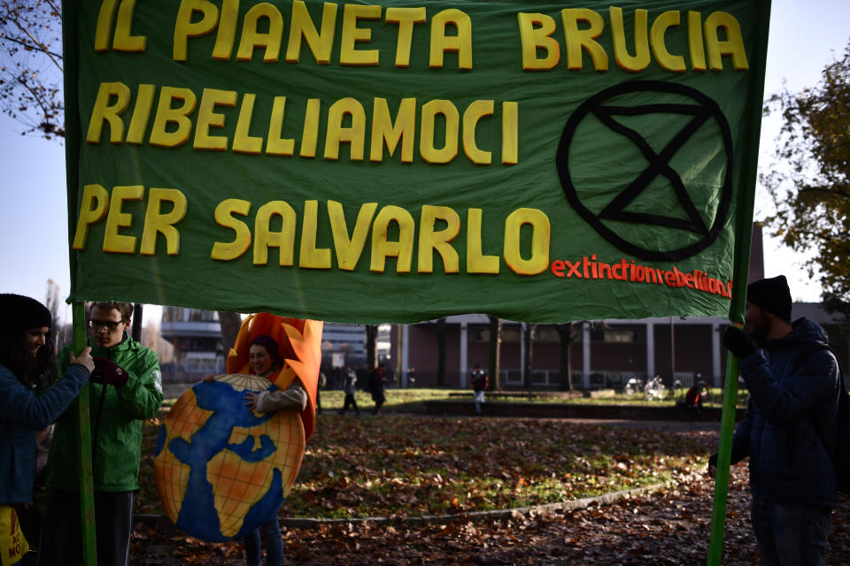 Le manifestazioni per il clima a Roma e Torino, 29 novembre 2019. Foto: LaPresse