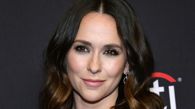 At 44, Jennifer Love Hewitt Calls Out Ageism After Being Called ' Unrecognizable