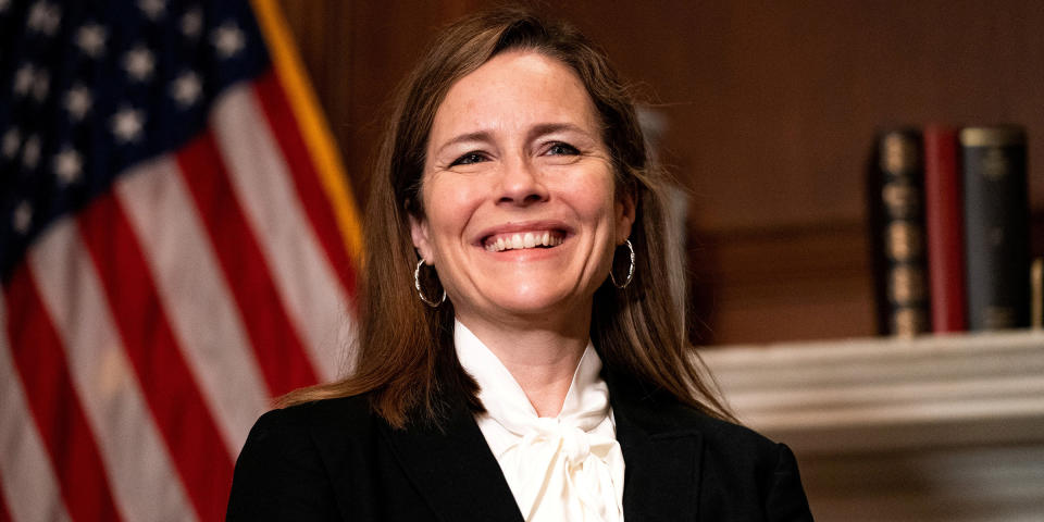 Image: FILE PHOTO: Judge Amy Coney Barrett poses for a photo before a meeting (Anna Moneymaker / Reuters)