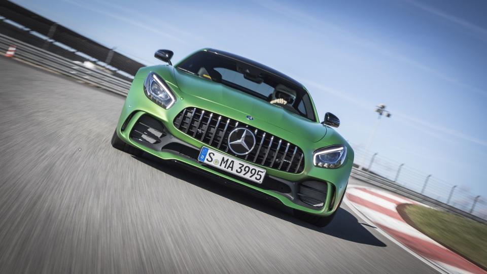 Mercedes-AMG GT R