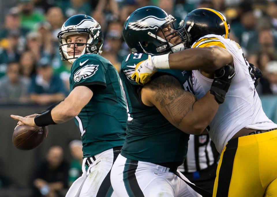 Eagles quarterback Carson Wentz delivers a pass in the third quarter of the Philadelphia Eagles 34-3 win over the Pittsburgh Steelers in Philadelphia