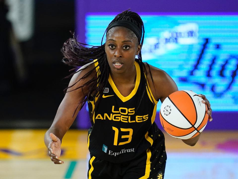 Chiney Ogwumike dribbles the ball for the Los Angeles Sparks.