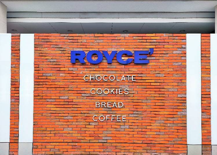 ▲ROYCE'的部分直營店不但有販賣點心，也有麵包販售和內用區