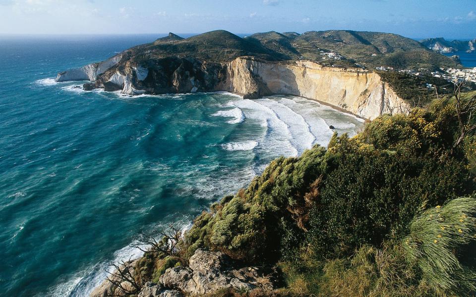 Spiaggia di Chiaia di Luna, Ponza