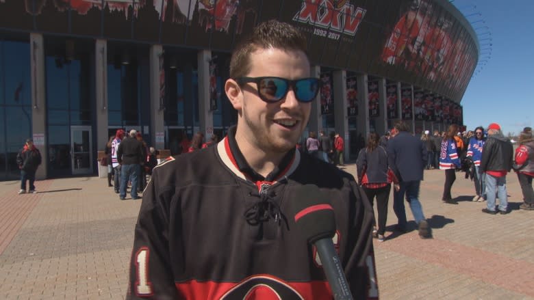 Ottawa Senators fans celebrate as team clinches home ice advantage in 1st round