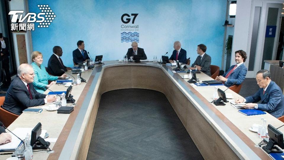 G7領袖峰會在12日的會議中，依然以疫情為重點討論議題。（圖／達志影像美聯社）